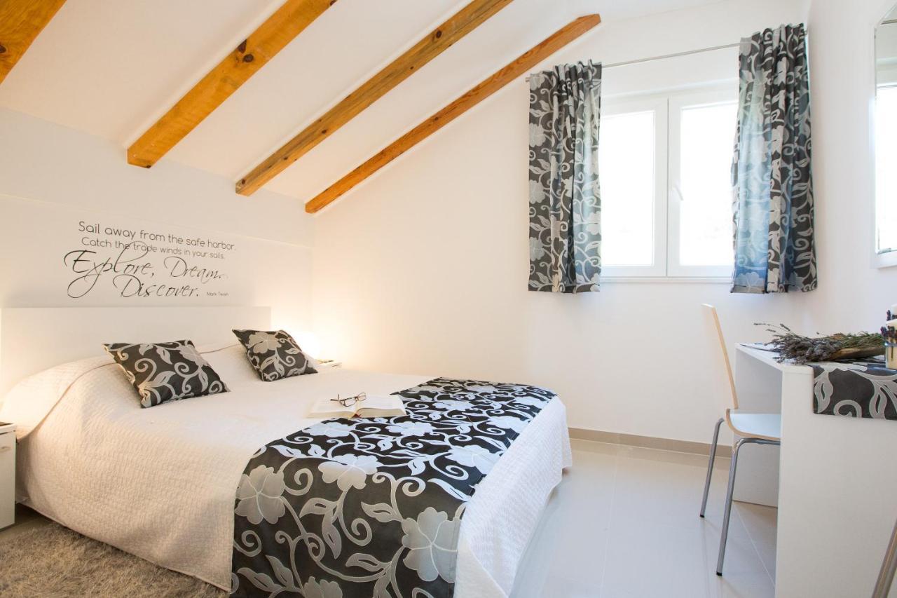 Mediterranean Sunset Apartments ซัฟทัท ภายนอก รูปภาพ